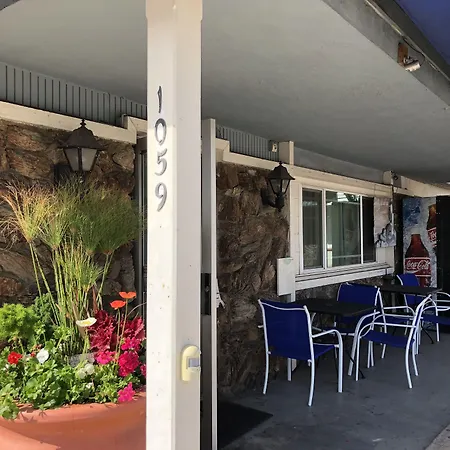 The Shores Inn-3