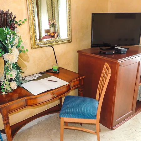 Hotel Lungomare-2