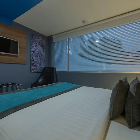 The Blue Hotel-3