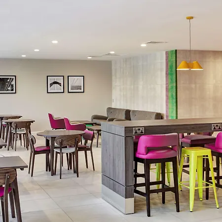 Hampton By Hilton Bristol City Centre-3