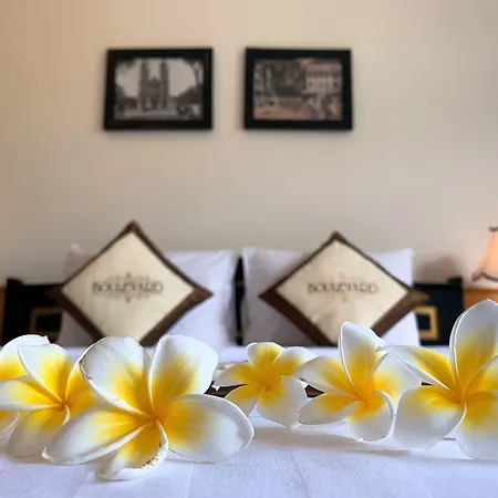 Boulevard Hotel-3
