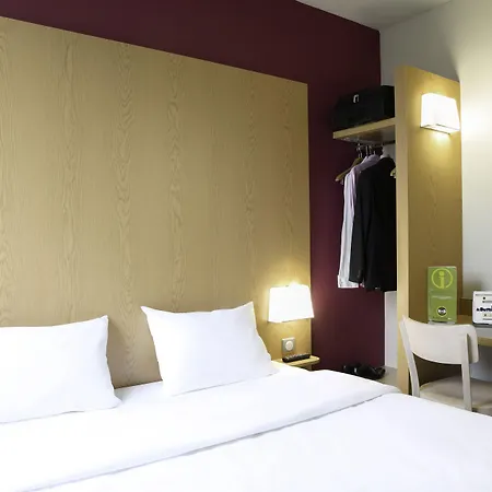 B&B HOTEL Montpellier Centre Le Millénaire-3