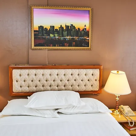Flushing Hotel-3