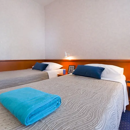 Hotel Laguna-3