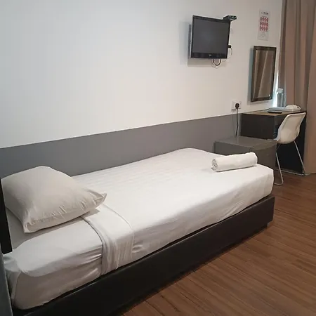 So Hotel-3