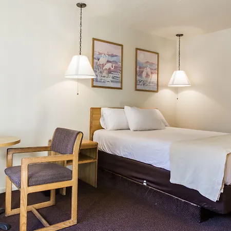 Premier Inns Thousand Oaks-3