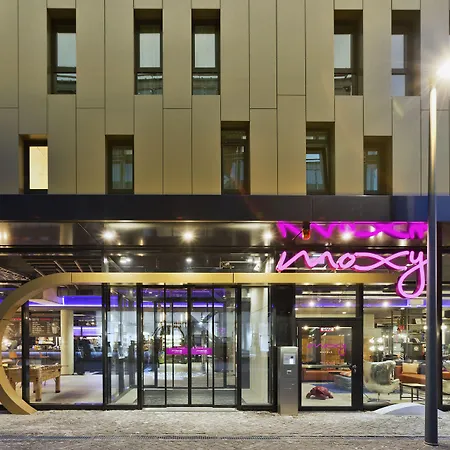Moxy Frankfurt East-3