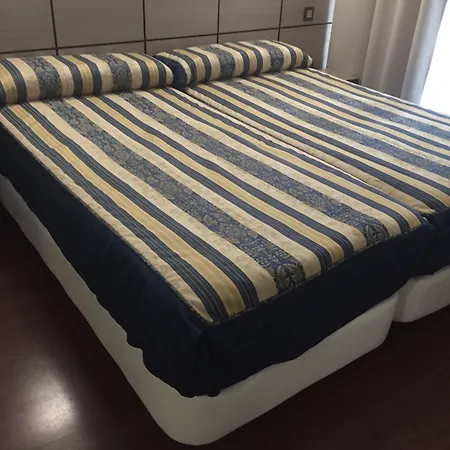 Hostal Larios-2