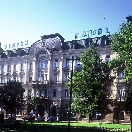 Hotel Slovan Plzen-2