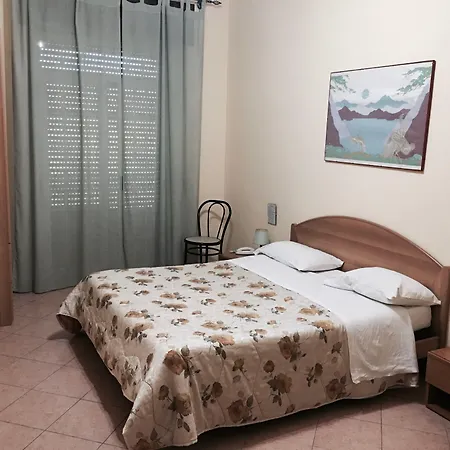Hotel Del Lago-3