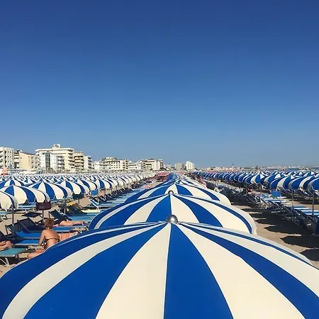Hotel Aquarius-3