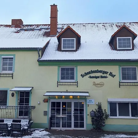 Land-gut-Hotel Schenkenberger Hof-3
