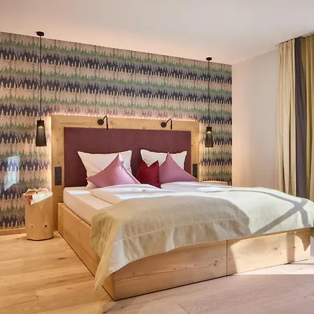 Dolomit Boutique Hotel-2