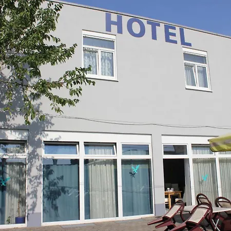 Hotel Rheinbrücke-2