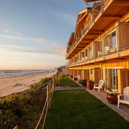 Pelican Shores Inn-3