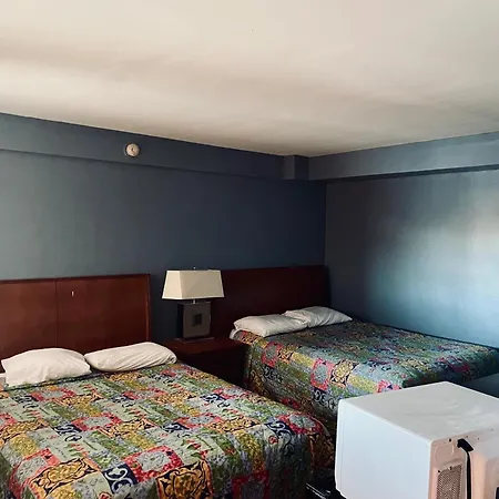 Skylark Motel-2