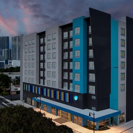 Tru By Hilton Miami West Brickell-2