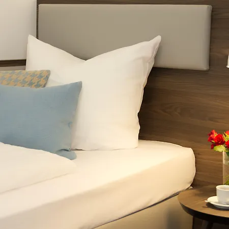 Lizz Hotel Munich-2