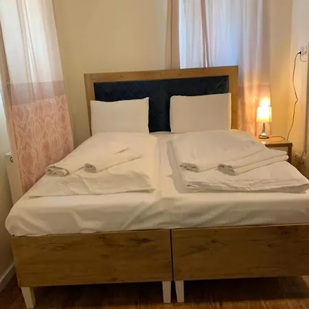 Hotel Isha-2
