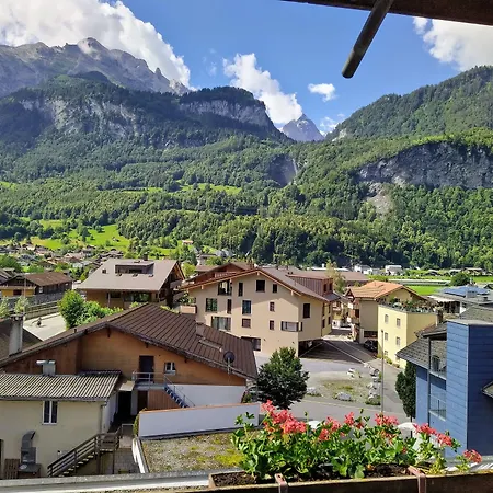Hotel Sherlock Holmes&Khana Restaurant nur 200 m zur Gondelbahn Hasliberg-3