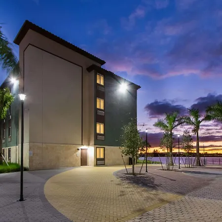 Woodspring Suites Miramar-2