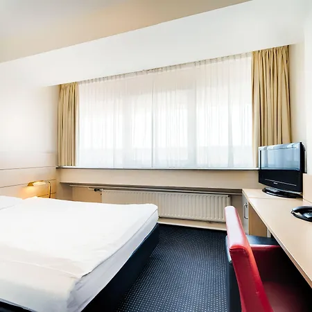 Enjoy Hotel Am Studio-3