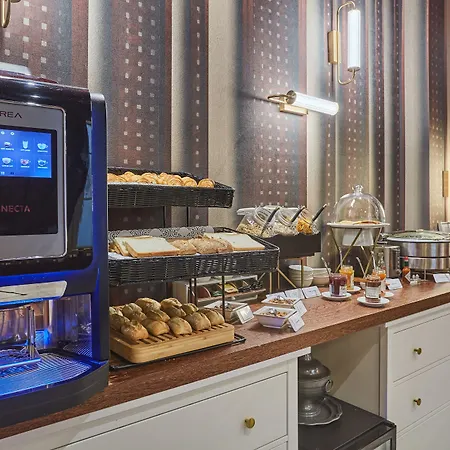 Hotel Lux Picpus-3