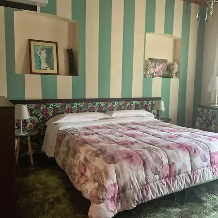 Cortiletto d'Alba camere con ristorante-2
