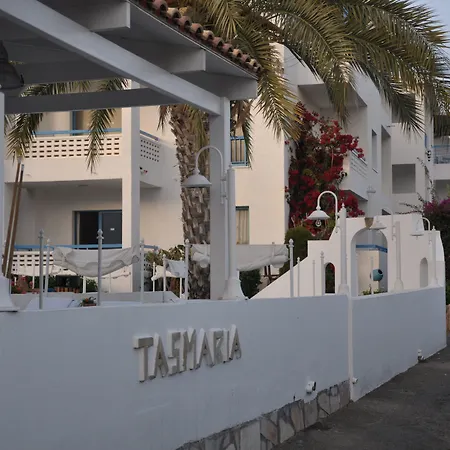 Tasmaria Aparthotel-3