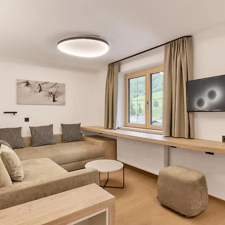 Quality Hosts Arlberg - Hotel Goldenes Kreuz B&B - Sommerkarte Premium Inklusive-2