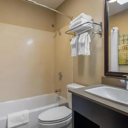 Best Western Long Beach Inn-2