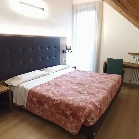 Hotel Serena-3