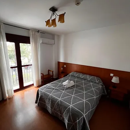 Hotel Puente de Piedra-2