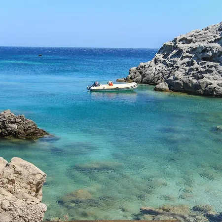 Castelia Bay Hotel-3