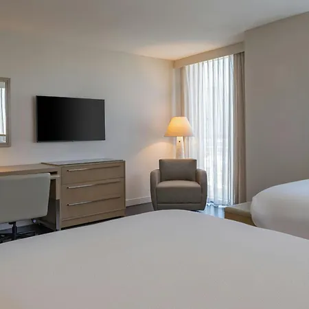 Residence Inn Miami Sunny Isles Beach-3