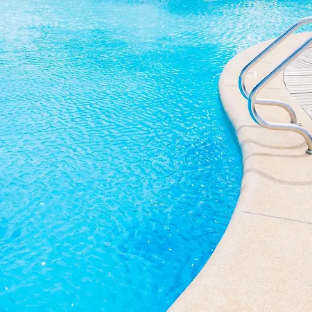 Ninfa Sul Mare Apartments - Piscina con Area Relax e Parcheggio Gratuito-2