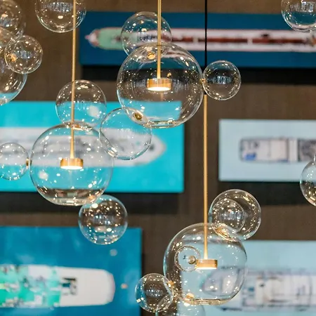 Motel One Koeln-Altstadt-3