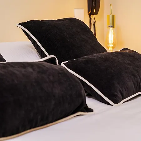 Logis Hotel Le Parc-2