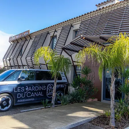 Hotel Les Jardins Du Canal - Piscine Chauffee - Solaire Eco Responsable - Parking - Garage - Bornes Electriques - Accueil Velos - Kids Friendly-2