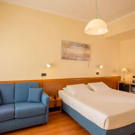 Best Western Plus Hotel Globus-3