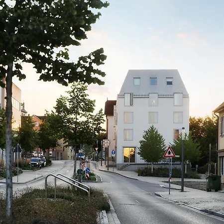 Hotel Bergamo Modern&zentral in Ludwigsburg Klimaanlage 3 Min zum Schloss WLAN Frühstück optional besonderes nachhaltiges Stadthotel in moderner Holzbauweise-2