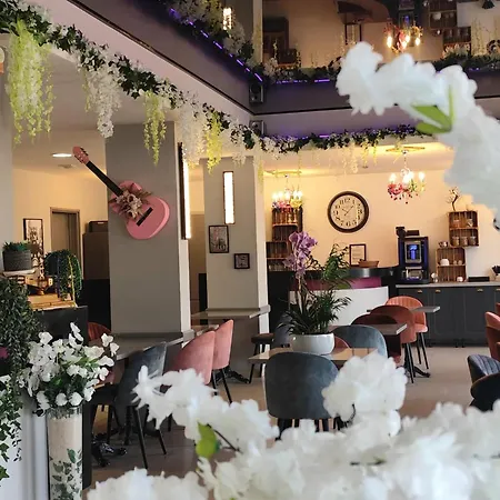 Cit'Hotel Saint Jacques-3