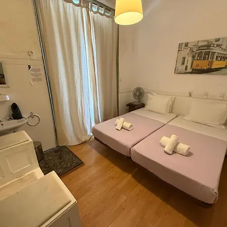 New Aljubarrota Guest House-2
