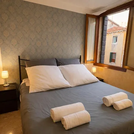 Zen Accommodations Rialto-2