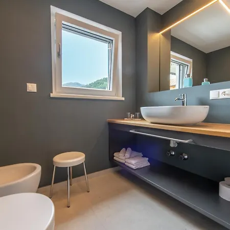 Lapis Monti Apartments & Suites-2