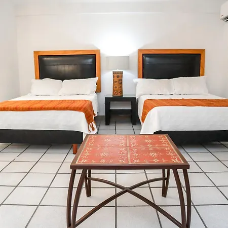 Hotel Boutique Plaza Doradas-3