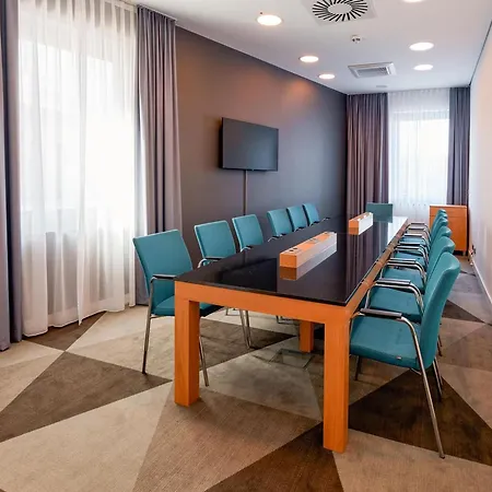 Premier Inn Mannheim City Centre-2