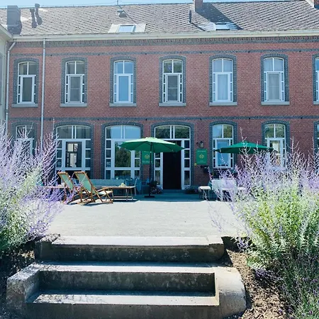 De Lotuspoort met Mihr's B&B in de Abdij van Bornem-3