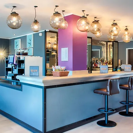 Premier Inn Luebeck City Stadtgraben-3