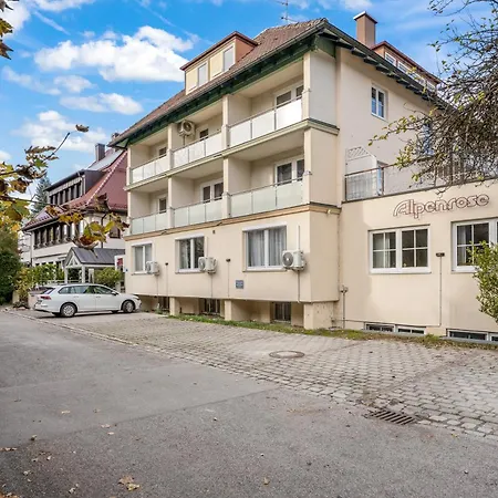 Wohlfühlhotel Alpenrose-3
